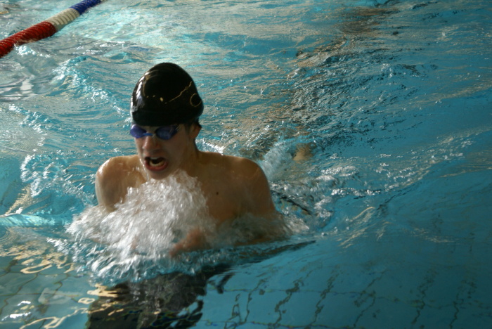 Brustschwimmen